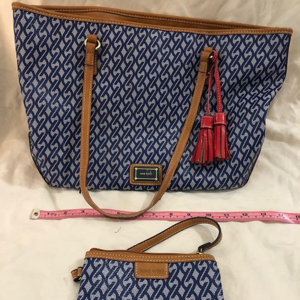 Nine West Purse & Wristlet